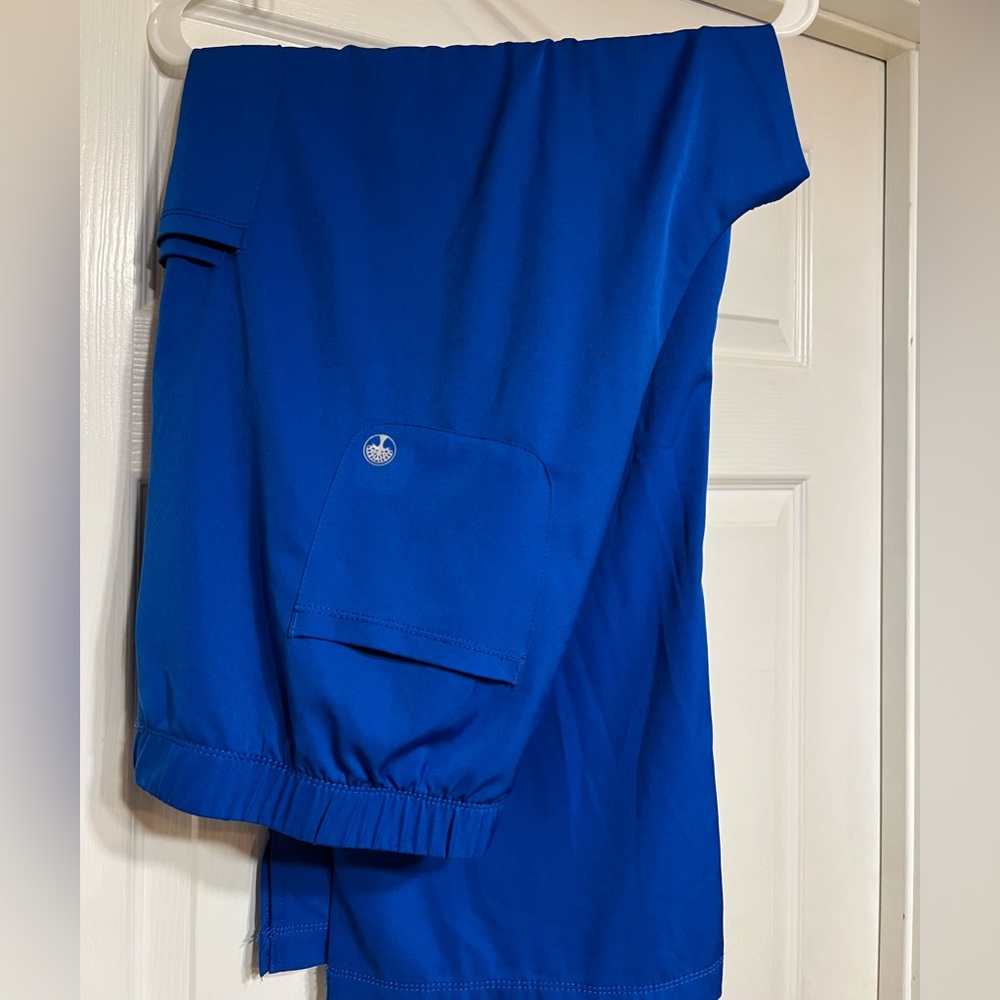 2XP healing hands scrub pants